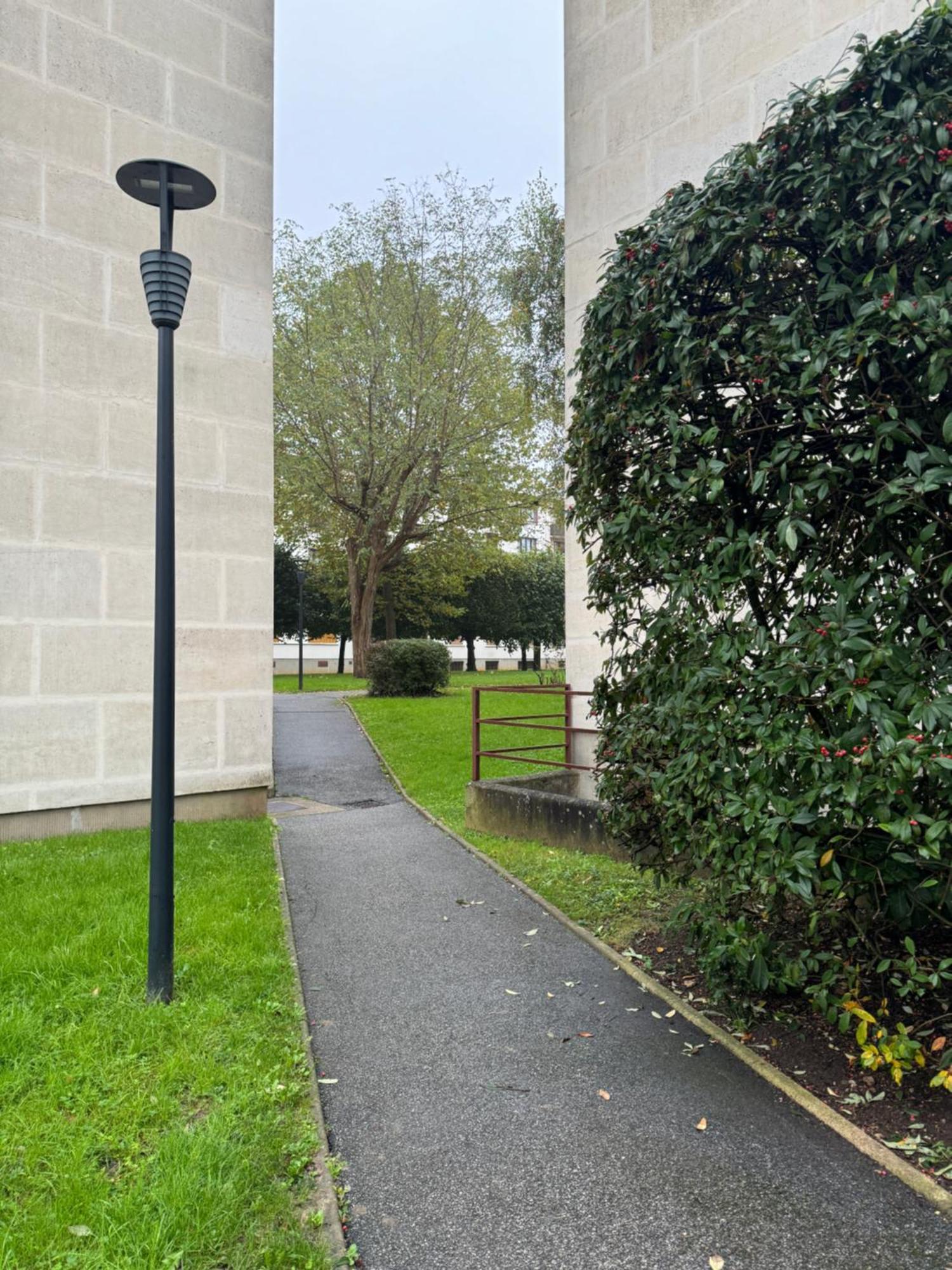 Appartement Periurbain De Paris Et Versailles Les Clayes-Sous-Bois Bagian luar foto